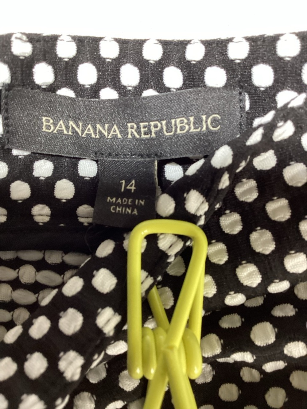 Banana Republic Black and White Dot Jacquad A-Line Midi Skirt - Picture 4 of 13